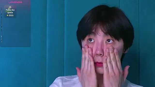 HeejinWang online show from March 11, 2026, 3:28 pm