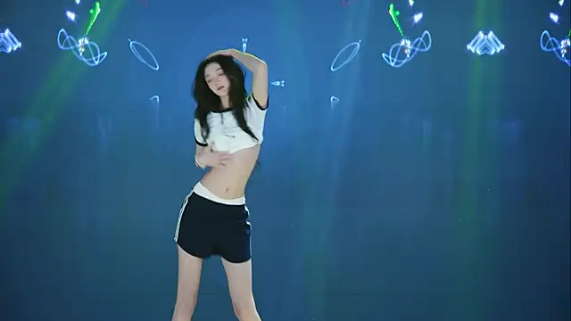 Snapshot of SoHo__club chatting on October 3, 2025, 12:47 am SoHo club online show from October 3, 2025, 12:47 am