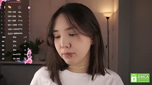 RenaeConnerley online show from December 17, 2025, 5:23 am