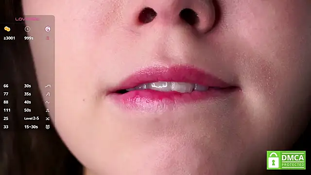 RenaeConnerley online show from October 4, 2025, 5:31 am