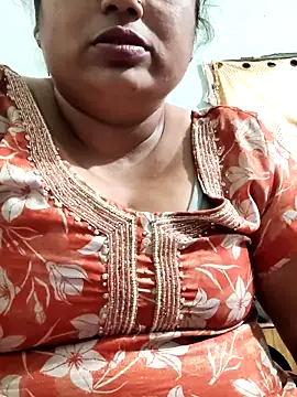 Snapshot of Mmm143 chatting on March 6, 2026, 9:48 am Mmm143 online show from March 6, 2026, 9:48 am