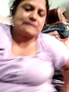 Snapshot of Mmm143 chatting on March 13, 2026, 9:25 am Mmm143 online show from March 13, 2026, 9:25 am