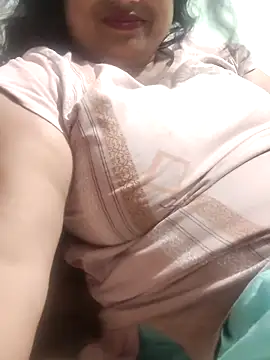 Snapshot of Mmm143 chatting on March 10, 2026, 7:07 pm Mmm143 online show from March 10, 2026, 7:07 pm