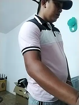 Snapshot of Alex_man23 chatting on September 24, 2025, 7:53 pm Alex man23 online show from September 24, 2025, 7:53 pm