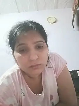 aliya-jaan71 online show from May 26, 2026, 10:19 pm