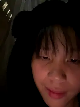 Snapshot of huong-18 chatting on November 11, 2025, 1:44 am huong-18 online show from November 11, 2025, 1:44 am