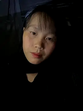 Snapshot of huong-18 chatting on November 16, 2025, 2:55 pm huong-18 online show from November 16, 2025, 2:55 pm