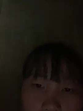 Snapshot of huong-18 chatting on October 22, 2025, 9:35 pm huong-18 online show from October 22, 2025, 9:35 pm