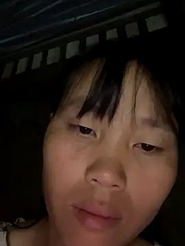 Snapshot of huong-18 chatting on November 5, 2025, 11:19 pm huong-18 online show from November 5, 2025, 11:19 pm