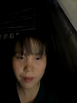 Snapshot of huong-18 chatting on November 10, 2025, 1:38 pm huong-18 online show from November 10, 2025, 1:38 pm