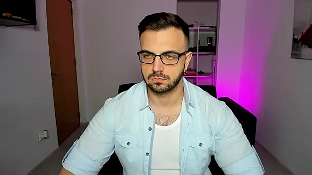 Jace Thorne online show from October 12, 2025, 2:40 pm