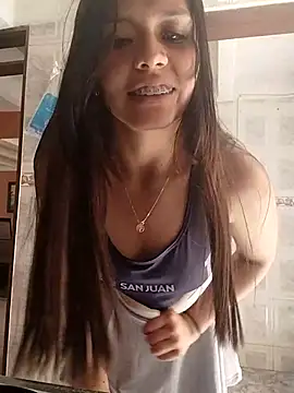 Snapshot of CandyVixxandBellaBliss chatting on September 26, 2025, 4:03 pm CandyVixxandBellaBliss online show from September 26, 2025, 4:03 pm