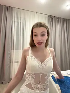 Snapshot of FriendlyFire_18 chatting on January 16, 2026, 9:08 pm FriendlyFire 18 online show from January 16, 2026, 9:08 pm