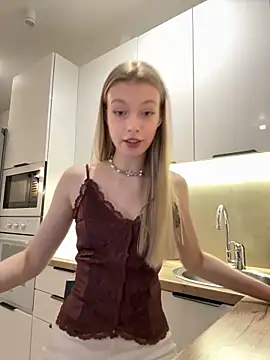 FriendlyFire 18 online show from December 20, 2025, 9:50 pm