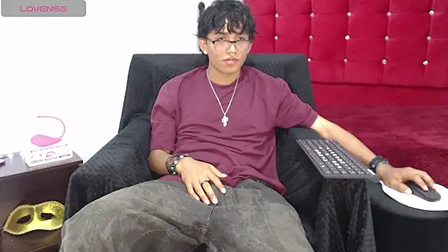 Snapshot of danny_orbit chatting on October 8, 2025, 1:01 pm danny orbit online show from October 8, 2025, 1:01 pm