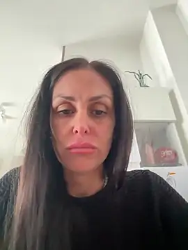 ainaht online show from May 7, 2026, 9:23 am