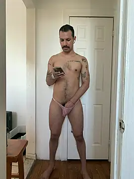 Snapshot of latinoxx1992 chatting on February 13, 2026, 6:19 pm latinoxx1992 online show from February 13, 2026, 6:19 pm