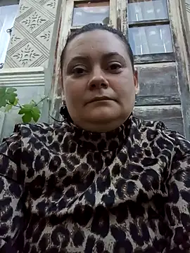 Snapshot of Flacara100 chatting on June 10, 2026, 6:09 pm Flacara100 online show from June 10, 2026, 6:09 pm