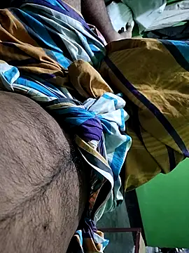 mdNajmus69 online show from October 9, 2025, 5:13 pm