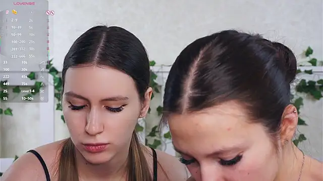 GabrielleLynchard online show from February 13, 2026, 8:20 pm