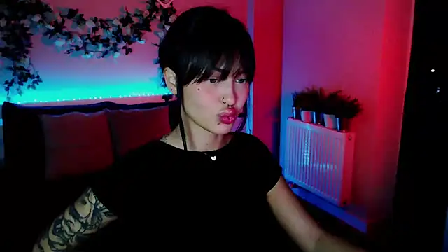 Snapshot of SakuraAckerman chatting on October 7, 2025, 7:48 pm SakuraAckerman online show from October 7, 2025, 7:48 pm