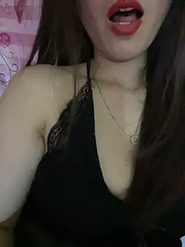 Moon pusy online show from April 4, 2026, 2:34 pm