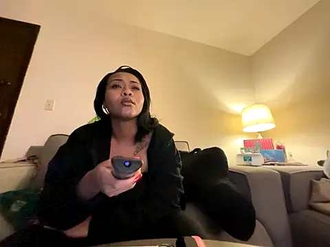 GoddessFatPuss online show from December 19, 2025, 1:20 am