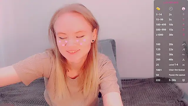 Snapshot of AliceNya_cute chatting on April 8, 2026, 5:20 am AliceNya cute online show from April 8, 2026, 5:20 am