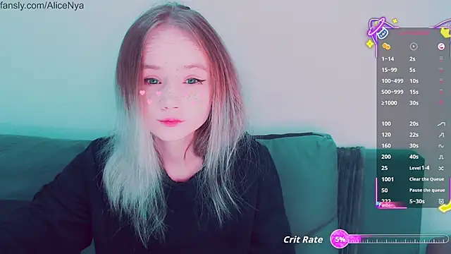 Snapshot of AliceNya_cute chatting on October 15, 2025, 4:33 am AliceNya cute online show from October 15, 2025, 4:33 am