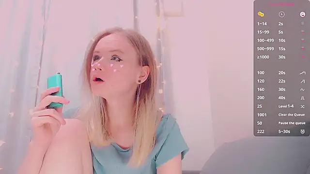 Snapshot of AliceNya_cute chatting on March 20, 2026, 5:41 am AliceNya cute online show from March 20, 2026, 5:41 am