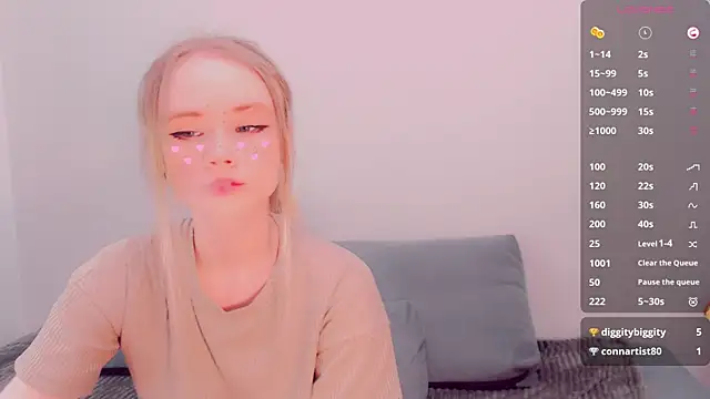 Snapshot of AliceNya_cute chatting on April 4, 2026, 5:25 am AliceNya cute online show from April 4, 2026, 5:25 am