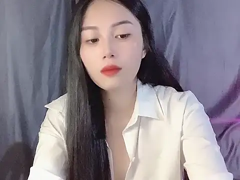 Snapshot of Lyly4757 chatting on October 19, 2025, 1:08 am Lyly4757 online show from October 19, 2025, 1:08 am