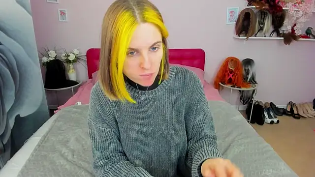 SabrinaRayX online show from April 7, 2026, 4:20 pm