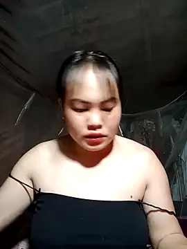 Snapshot of emilyzz chatting on February 25, 2026, 2:01 am emilyzz online show from February 25, 2026, 2:01 am