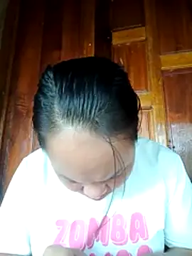 Snapshot of emilyzz chatting on July 16, 2026, 9:28 am emilyzz online show from July 16, 2026, 9:28 am