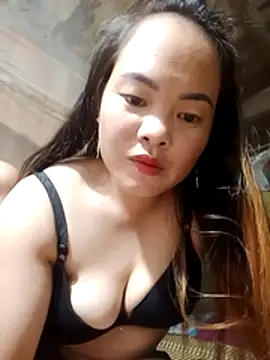 emilyzz online show from October 21, 2025, 12:48 pm