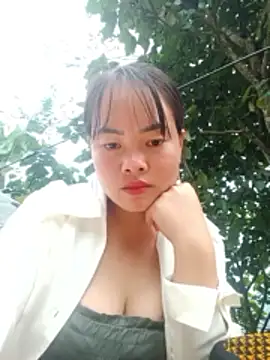 emilyzz online show from November 16, 2025, 7:13 am