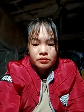 emilyzz online show from May 10, 2026, 2:59 am