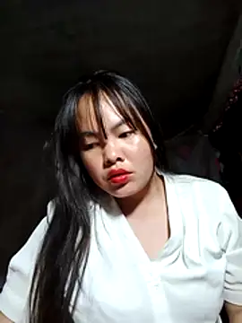 Snapshot of emilyzz chatting on March 3, 2026, 1:29 pm emilyzz online show from March 3, 2026, 1:29 pm