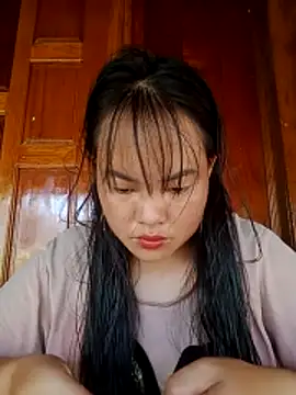 emilyzz online show from May 28, 2026, 8:00 am
