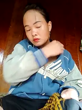 emilyzz online show from October 23, 2025, 1:37 am