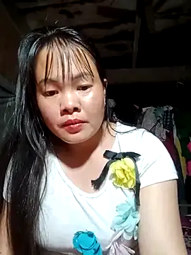 emilyzz online show from May 4, 2026, 1:47 pm