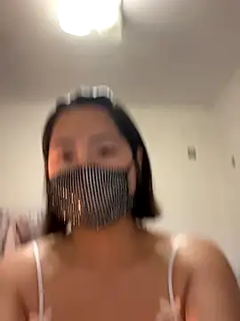 Snapshot of TiNa_wiwi chatting on October 30, 2025, 5:21 pm TiNa wiwi online show from October 30, 2025, 5:21 pm