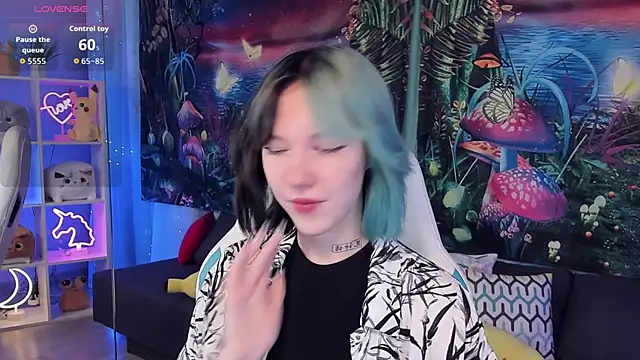 Snapshot of JessieRich chatting on September 20, 2025, 8:52 am JessieRich online show from September 20, 2025, 8:52 am