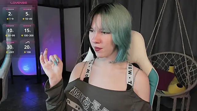 Snapshot of JessieRich chatting on September 21, 2025, 8:30 am JessieRich online show from September 21, 2025, 8:30 am