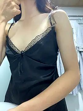 Bella sexy98 online show from October 23, 2025, 3:27 am