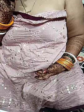 lickcandy online show from November 16, 2025, 8:02 pm