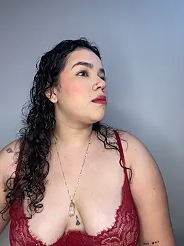 krisstenSantos online show from October 18, 2025, 2:30 pm