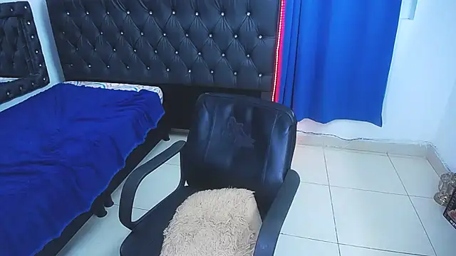 Snapshot of Cordelia_Perlman chatting on April 8, 2026, 1:12 pm Cordelia Perlman online show from April 8, 2026, 1:12 pm