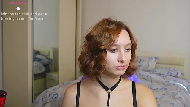 Snapshot of LilyannRosse chatting on October 14, 2025, 7:09 am LilyannRosse online show from October 14, 2025, 7:09 am